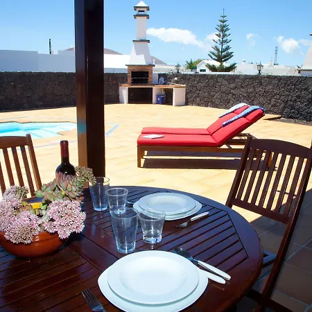 Villa Amazing In Lanzarote With Swimming Pool *