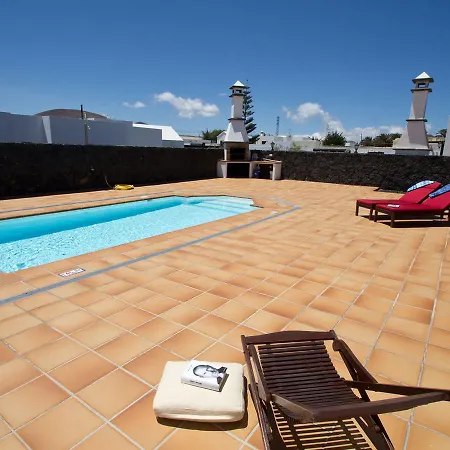 Amazing In Lanzarote With Swimming Pool *